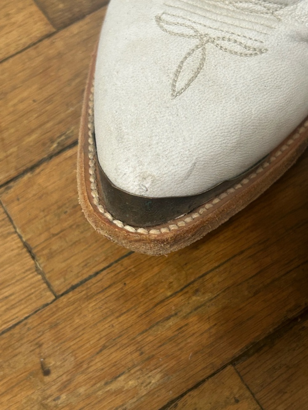Idyllwind Women's Wheels Western Booties Round Toe in White - Picture 3 of 16